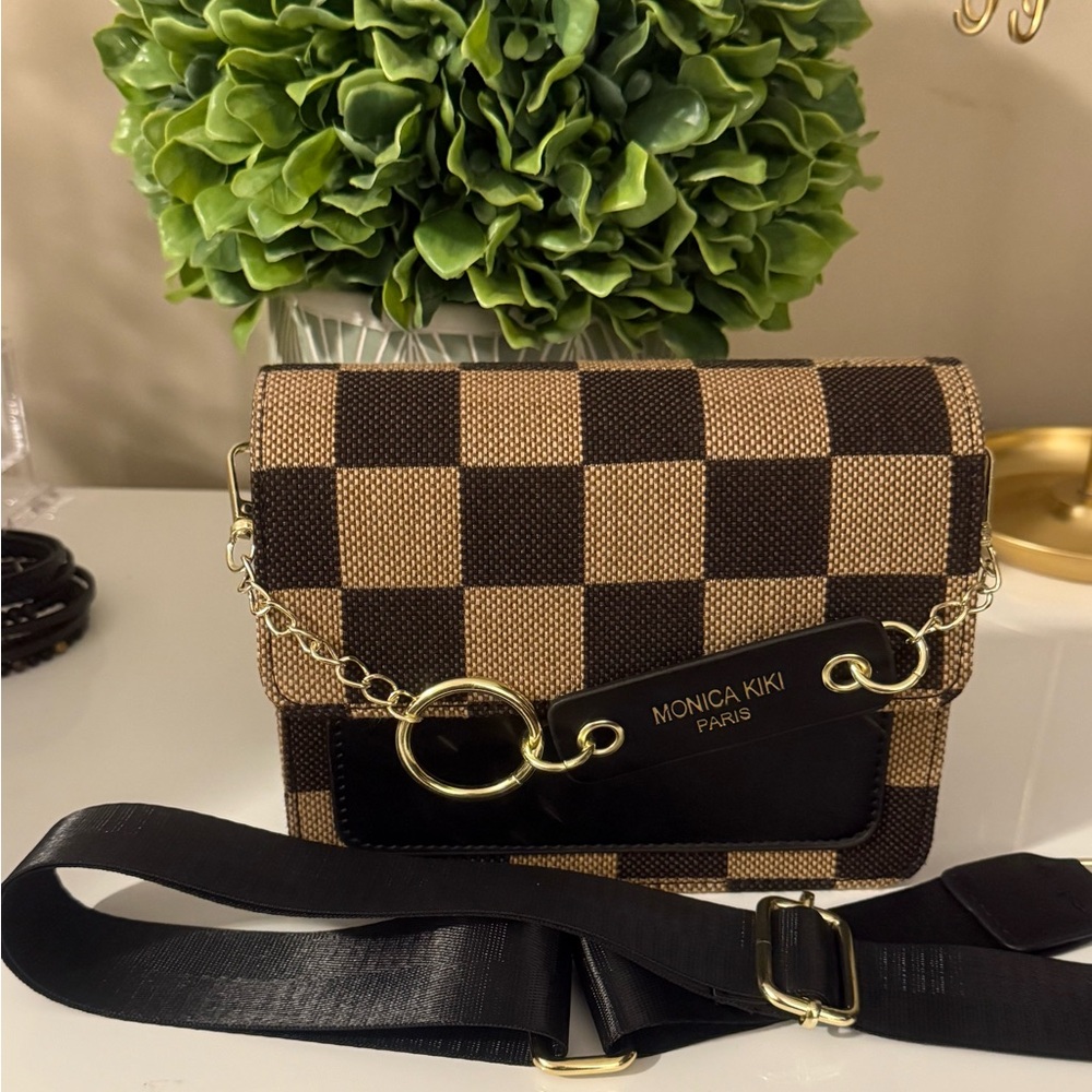 Wide Strap Shoulder Handbag